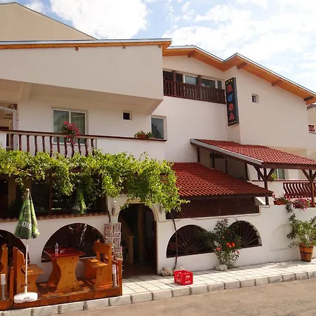 Rosa Guest house *