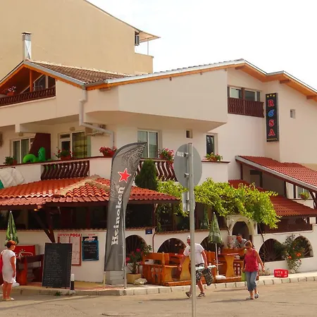 Rosa Guest house *