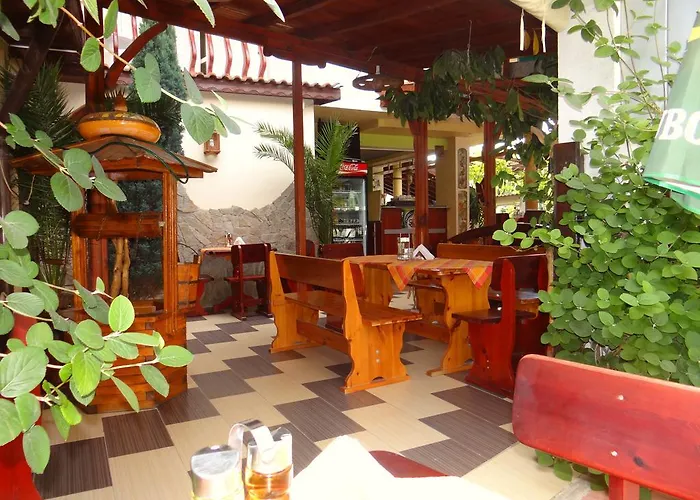 בית הארחה Rosa *