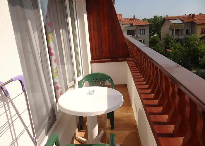 בית הארחה Rosa