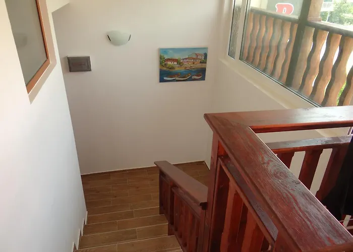 Rosa בית הארחה *